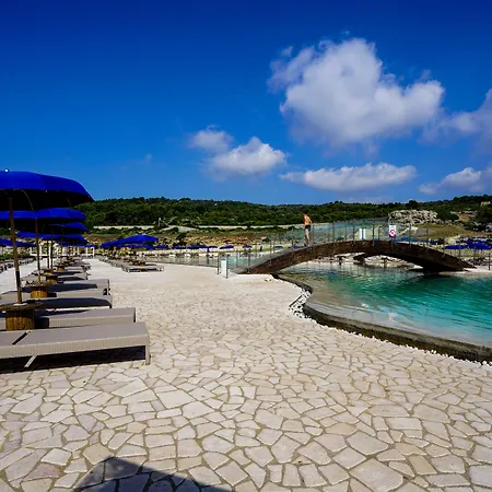 19 Summer Üdülőpark Santa Cesarea Terme