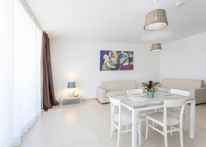 홀리데이파크 19 Summer 4*