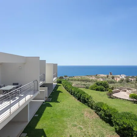 19 Summer Prázdninový areál 4*